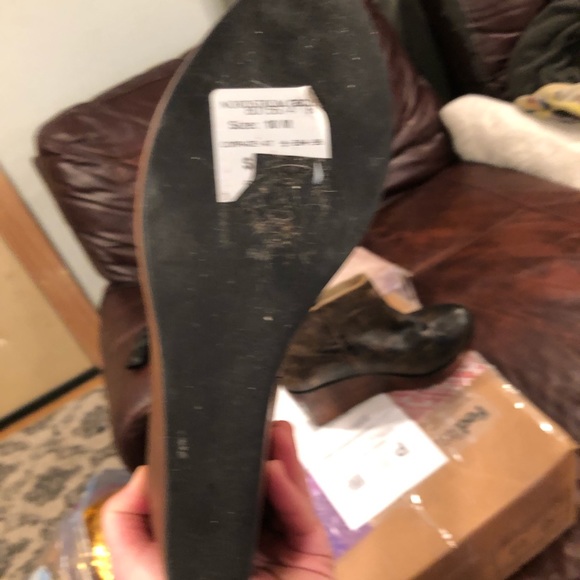 Bed Stu Distressed brown bootie wedge and fringe pull with stud detail - Picture 5 of 5